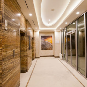 Противопожарная перегородка с тонированным стеклом / серия FRM5352